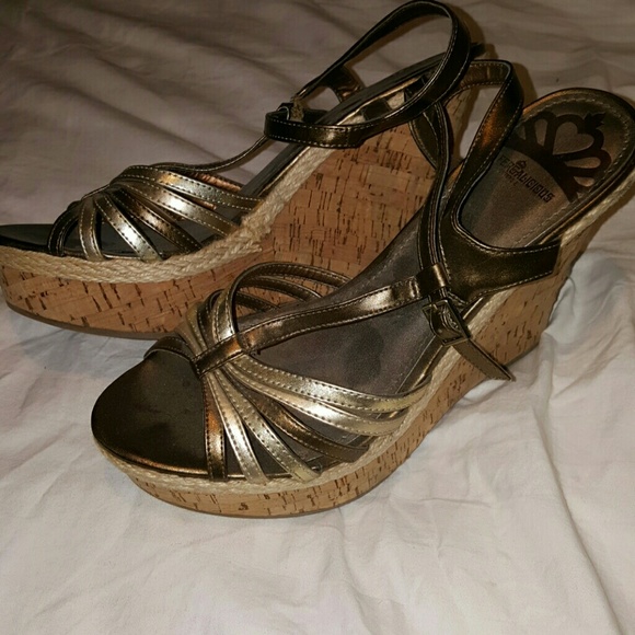 Fergalicious Wedges - Picture 1 of 3