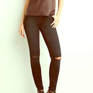 NWT high wasted black skinny jeans
