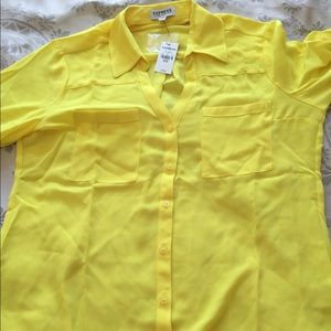 New Express portfolio shirt size M