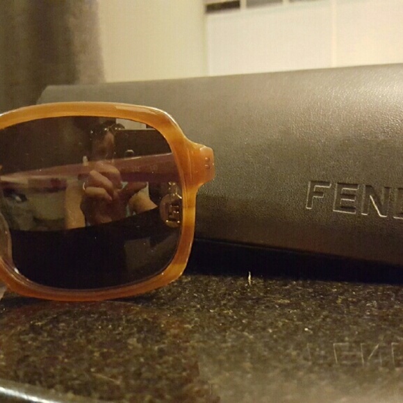 Sunglasses - Picture 3 of 3