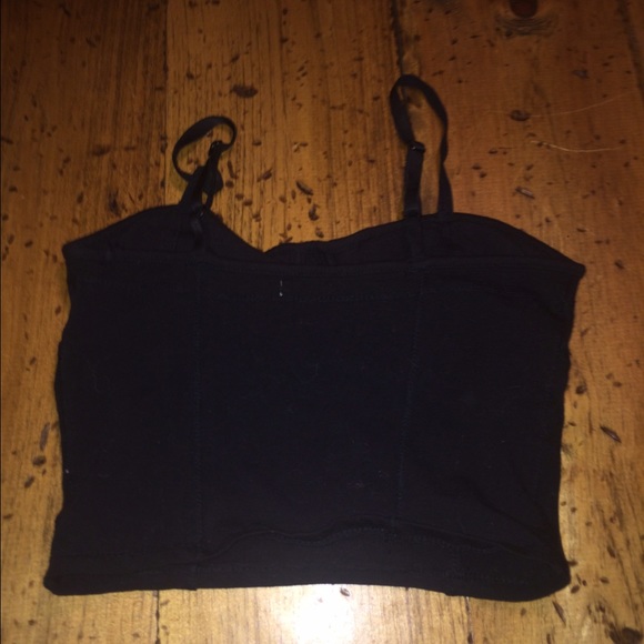 Tight Crop Top - Picture 2 of 3
