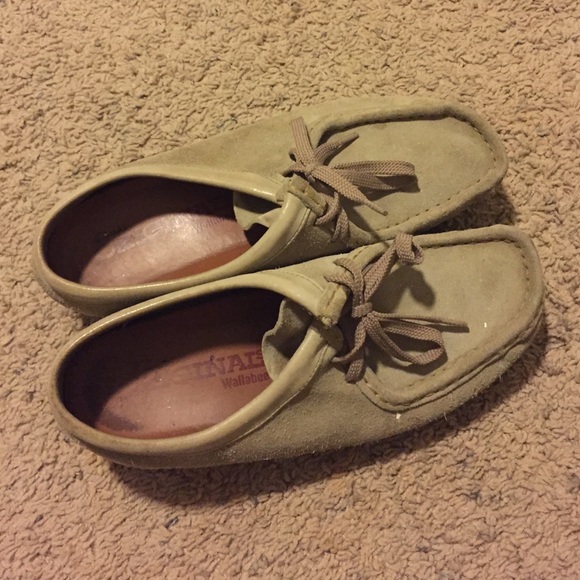 Clarks original wallabees