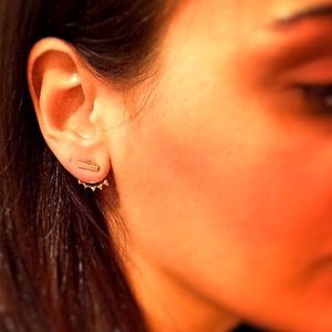 Sunahara Gold Plated Pyramid Ear Jacket