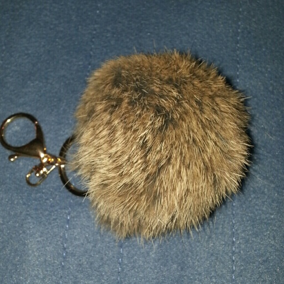 Brown auth. Fur ball