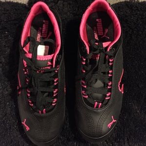 Brand new Puma sneakers