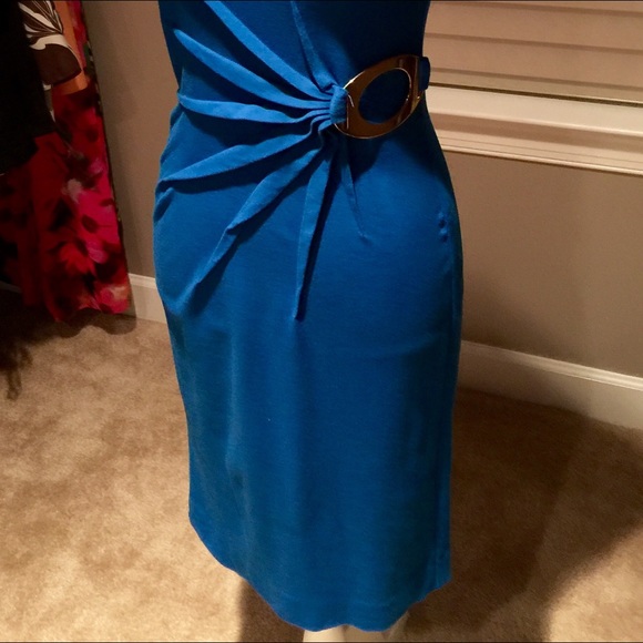 Dress - Picture 2 of 4