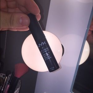 NYX SOFT MATTE LIP CREAM