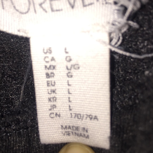Joggers - Picture 3 of 4