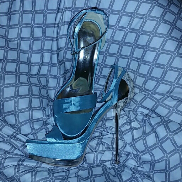 Mint Green & Gold,  6 inch stilettos, Size 8