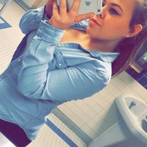 Meet your Posher, Mikala