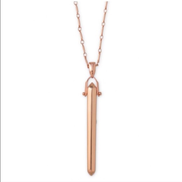 🔻JUST REDUCED🔻 Rebel Pendant (Rose Gold)