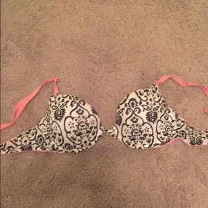 lightly lined VS Pink bra