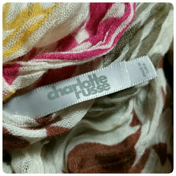 Charlotte Russe Infinity Scarf - Picture 2 of 2