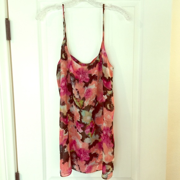 Show me your Mumu floral tank. Sz. L