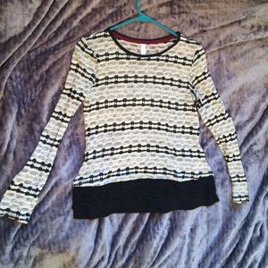 black & white knit/crochet long sleeve