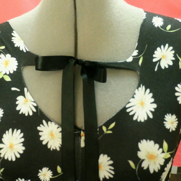 Homemade Crop top - Picture 2 of 2