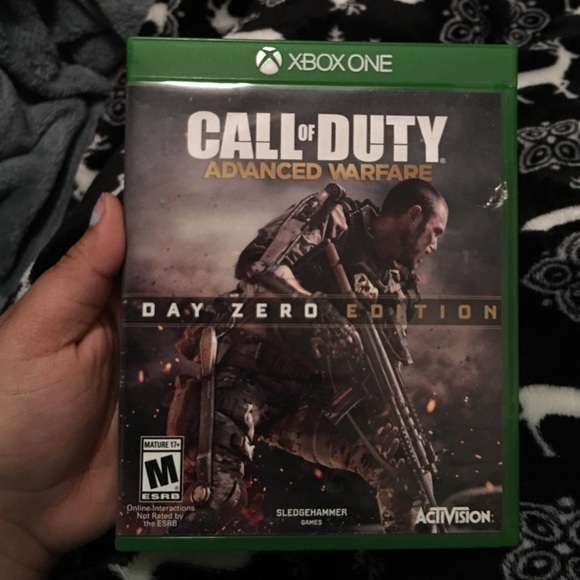 Xbox One Call of Duty Advanced Warfare - Picture 1 of 3