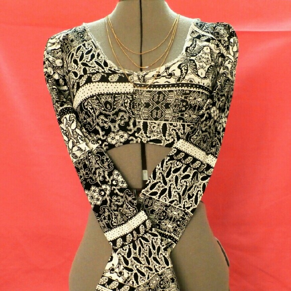 Cute crop top - Picture 2 of 2