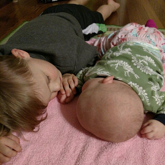 . hi, i am your posher? . - Picture 2 of 4