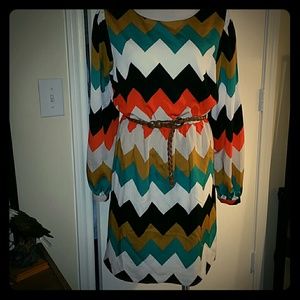 Chevron dress w/belt