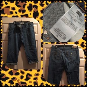 Levis Capri size 16 gently worn like twice