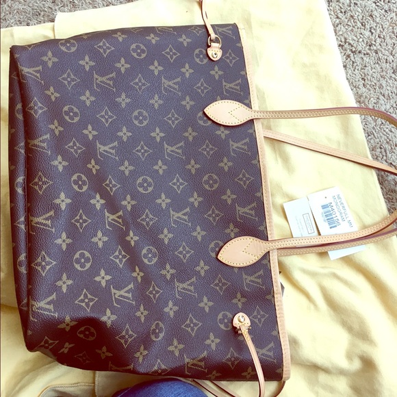 Authentic Louis Vuitton Neverfull MM cheaper🅿️🅿️