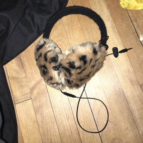 Ear muffs