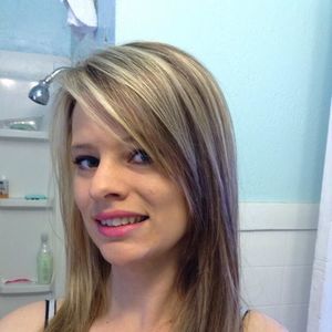 Meet your Posher, Denise