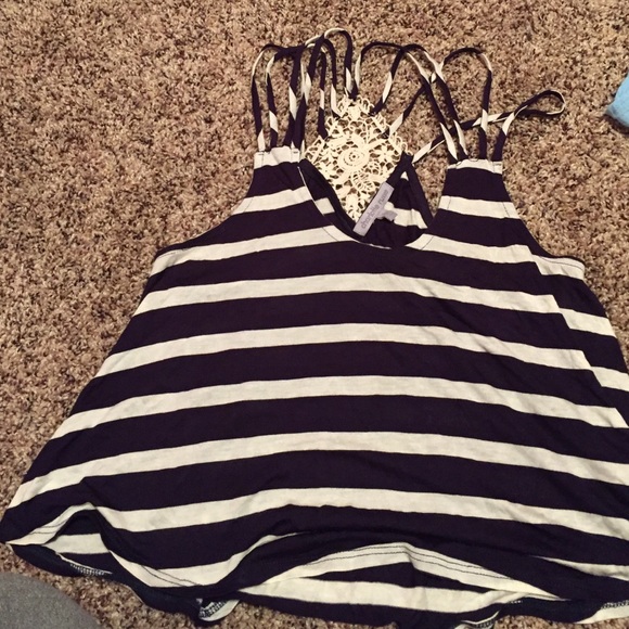Crop top shirt