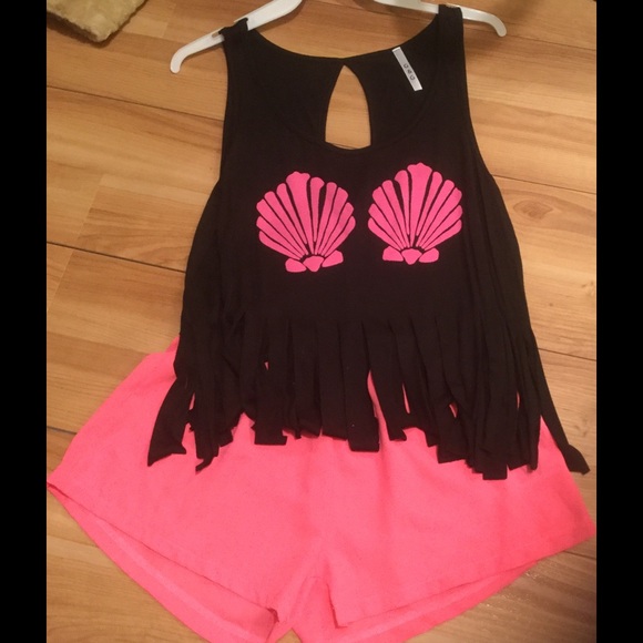 Mermaid Fringe Top in Black🇺🇸 - Picture 4 of 4