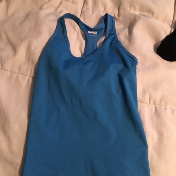 BLUE NIKE WORKOUT TANK
