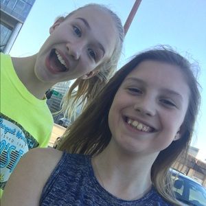 Meet your Posher, Ella