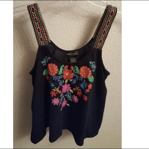 Floral cropped tank