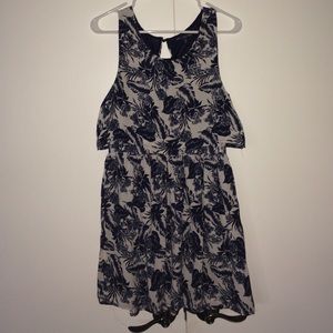 Flowing dress