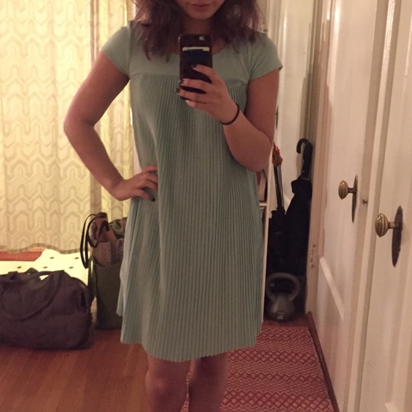 Mint green pleated midi dress from H&M size Small - Picture 4 of 4