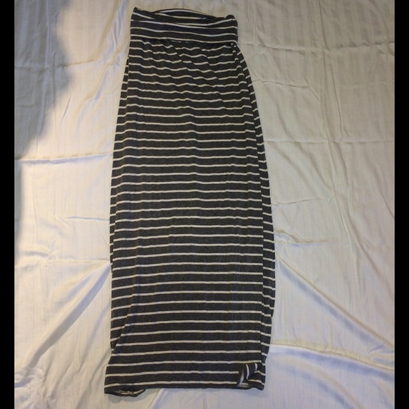 Grey and white maxi skirt