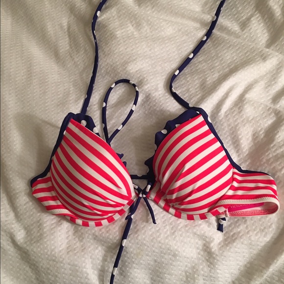 Barely worn Victoria's Secret bikini top