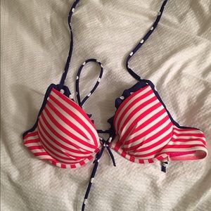 Barely worn Victoria's Secret bikini top