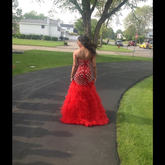 Prom dress - Picture 3 of 4