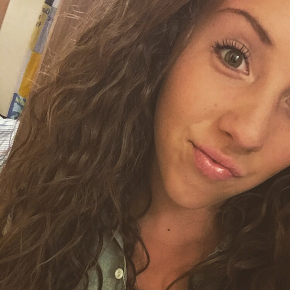 Meet your Posher, Leah