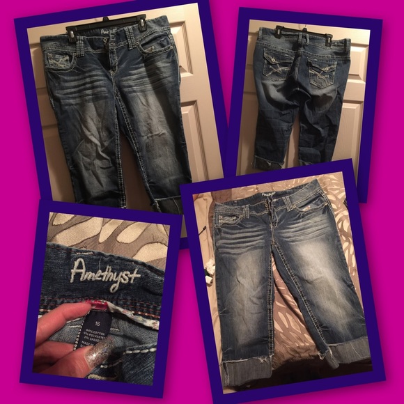 Women Capri size 16
