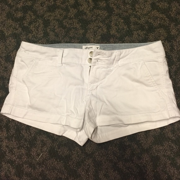American Eagle white shorts
