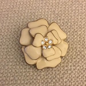 Stella and Dot La Coco Flower Brooch