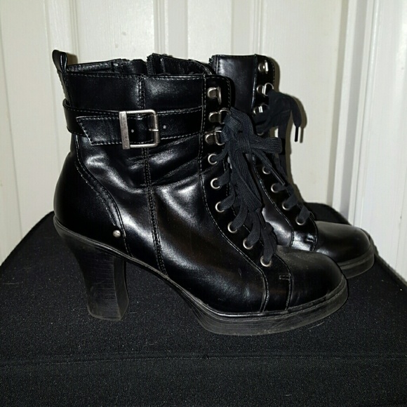 Ankle boots