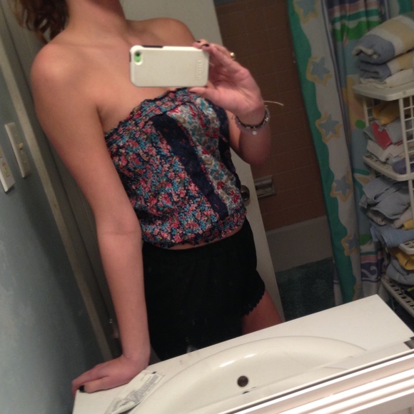 Strapless crop top - Picture 1 of 2
