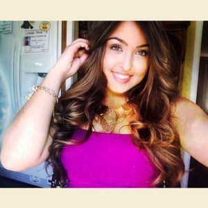 Meet your Posher, Alexis