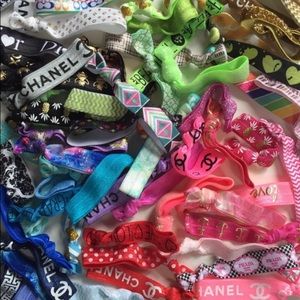 Grab bag 20 hair ties - Fashion brands only!!