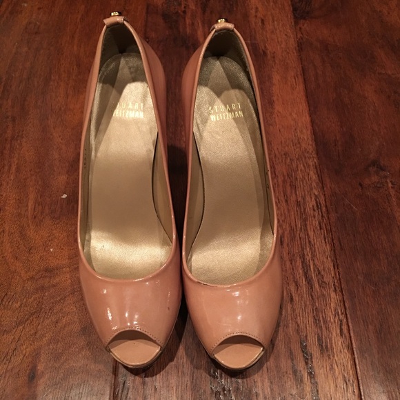 SOLD! Stuart Weitzman Diplille Peep Toe Platforms - Picture 2 of 4