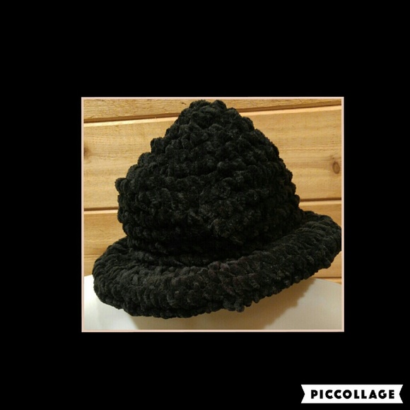 SALE Gorgeous Vintage Hat - Picture 2 of 2