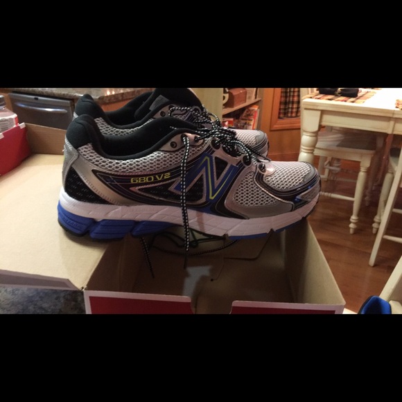 New balance shoes
